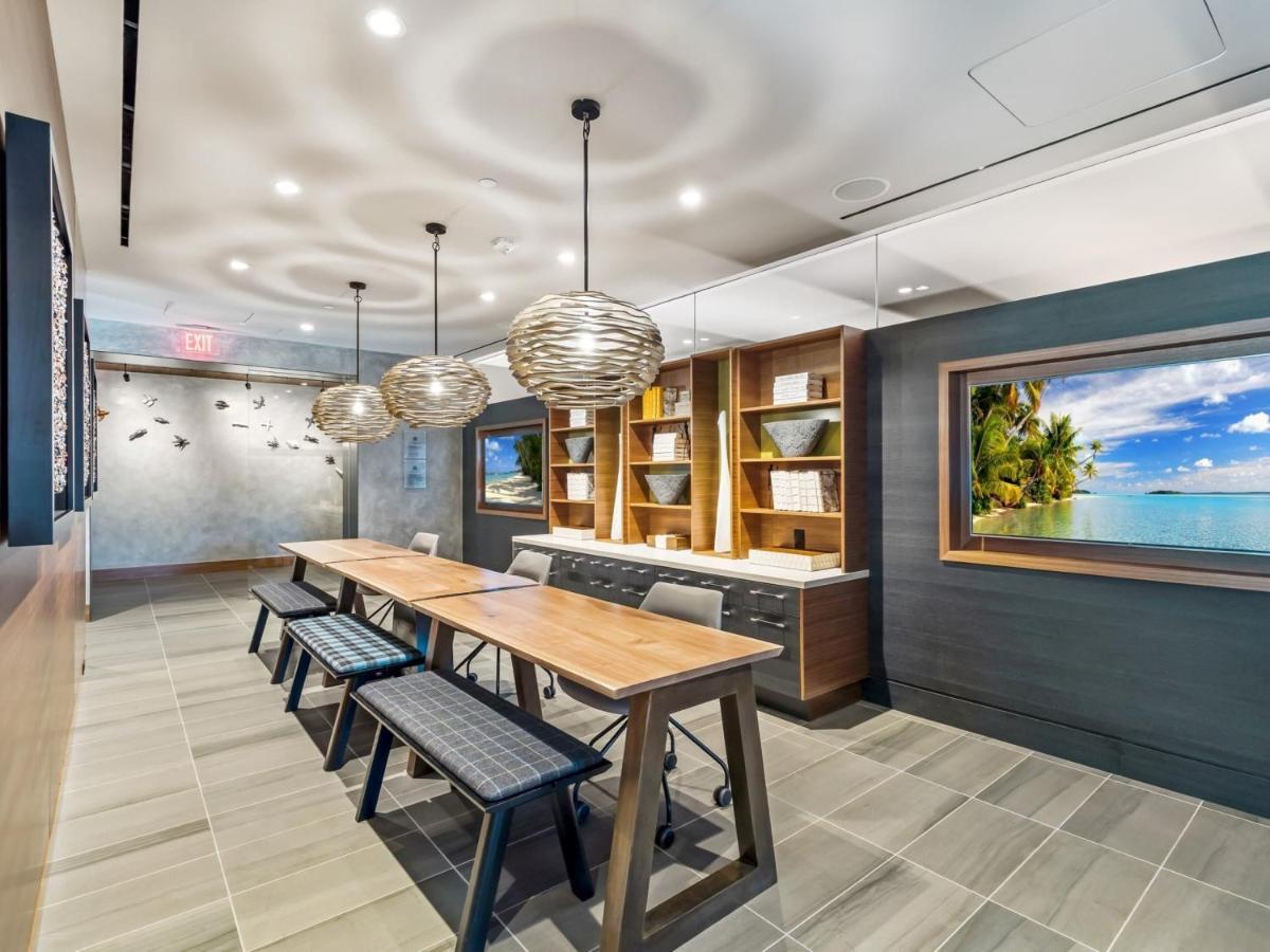 Bluebird Suites At Reston Town Center Экстерьер фото
