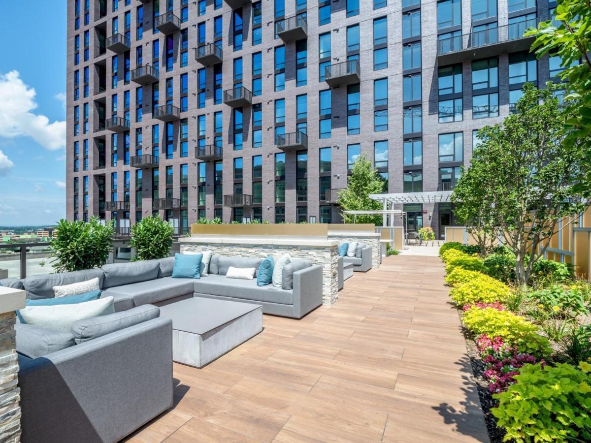 Bluebird Suites At Reston Town Center Экстерьер фото