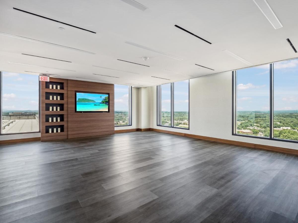 Bluebird Suites At Reston Town Center Экстерьер фото