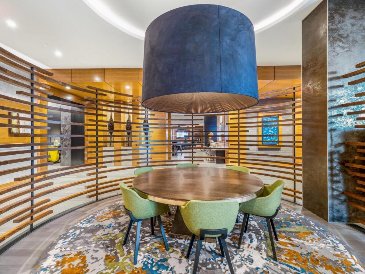 Bluebird Suites At Reston Town Center Экстерьер фото