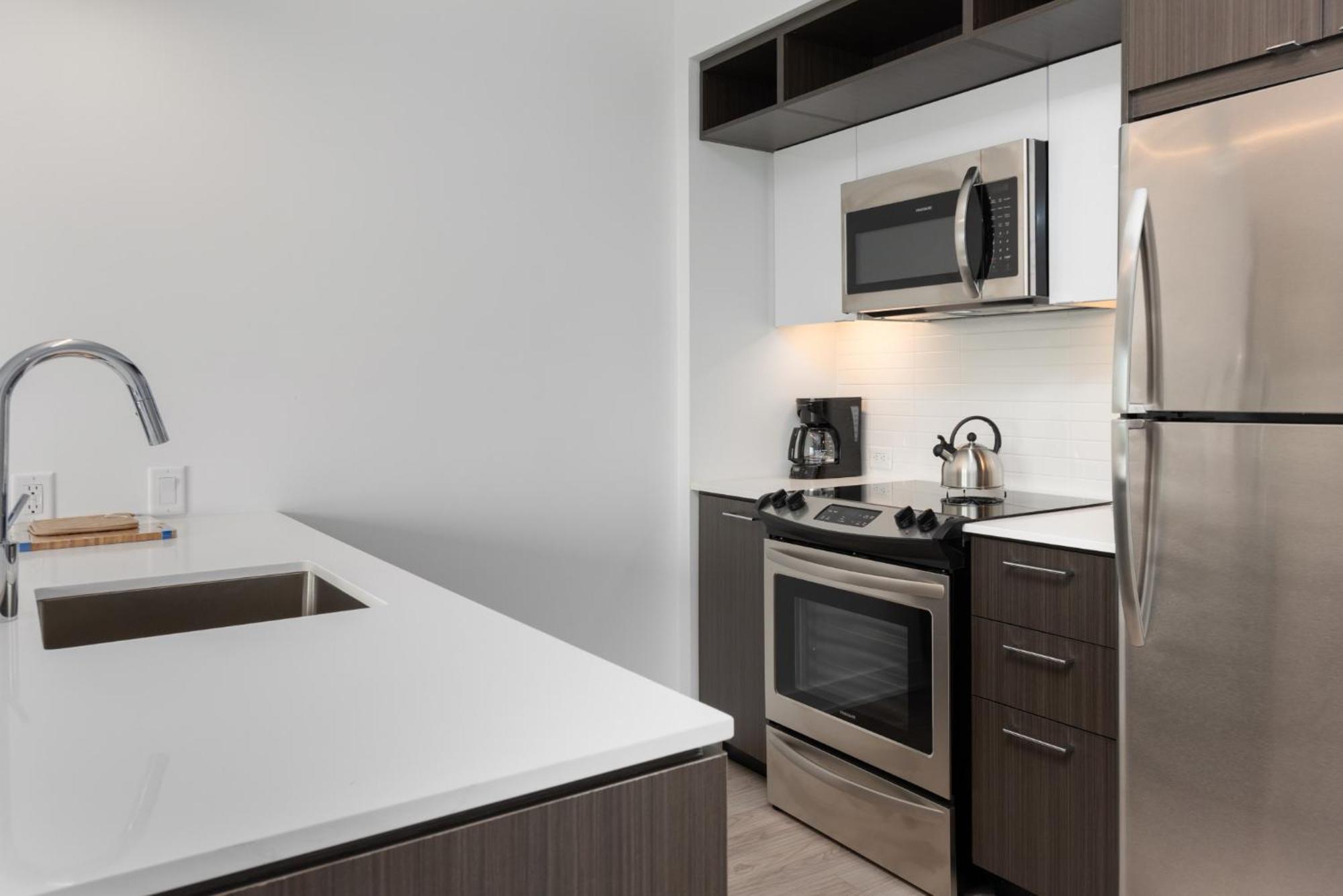 Bluebird Suites At Reston Town Center Экстерьер фото